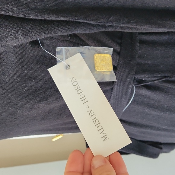 NWT madison +Hudson black,and white PS size knit sweater dress with gold b - Picture 7 of 16